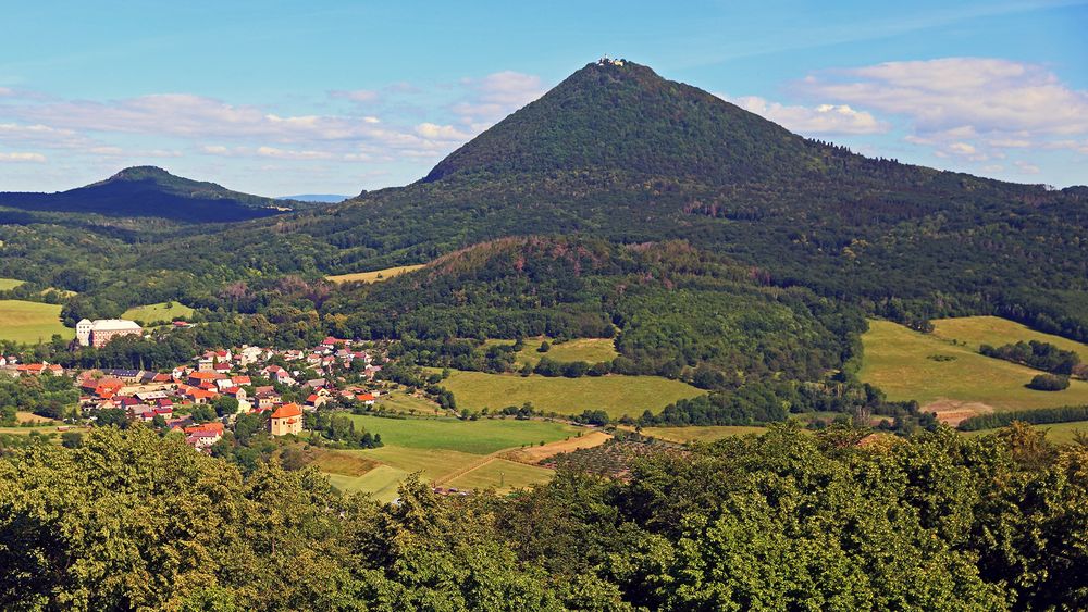 Nach der Ostrybesteigung gestern früh im Böhmischen Mittelgebirge, der....