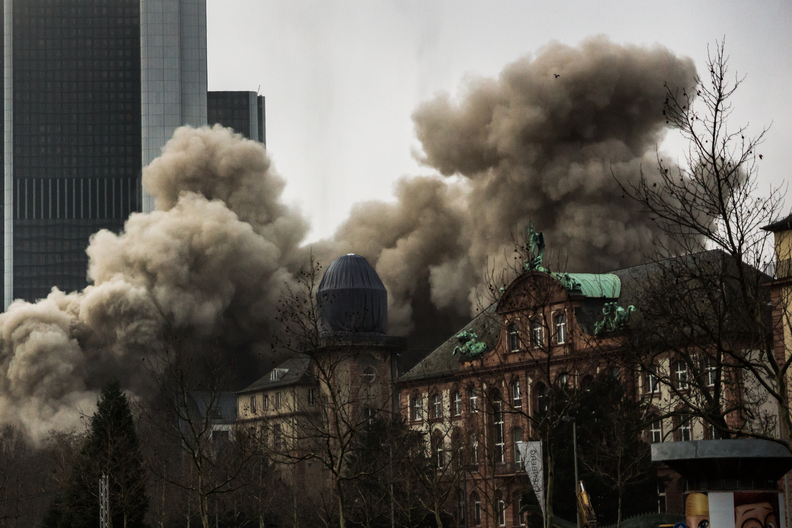 nach der Sprengung AfE - Turm