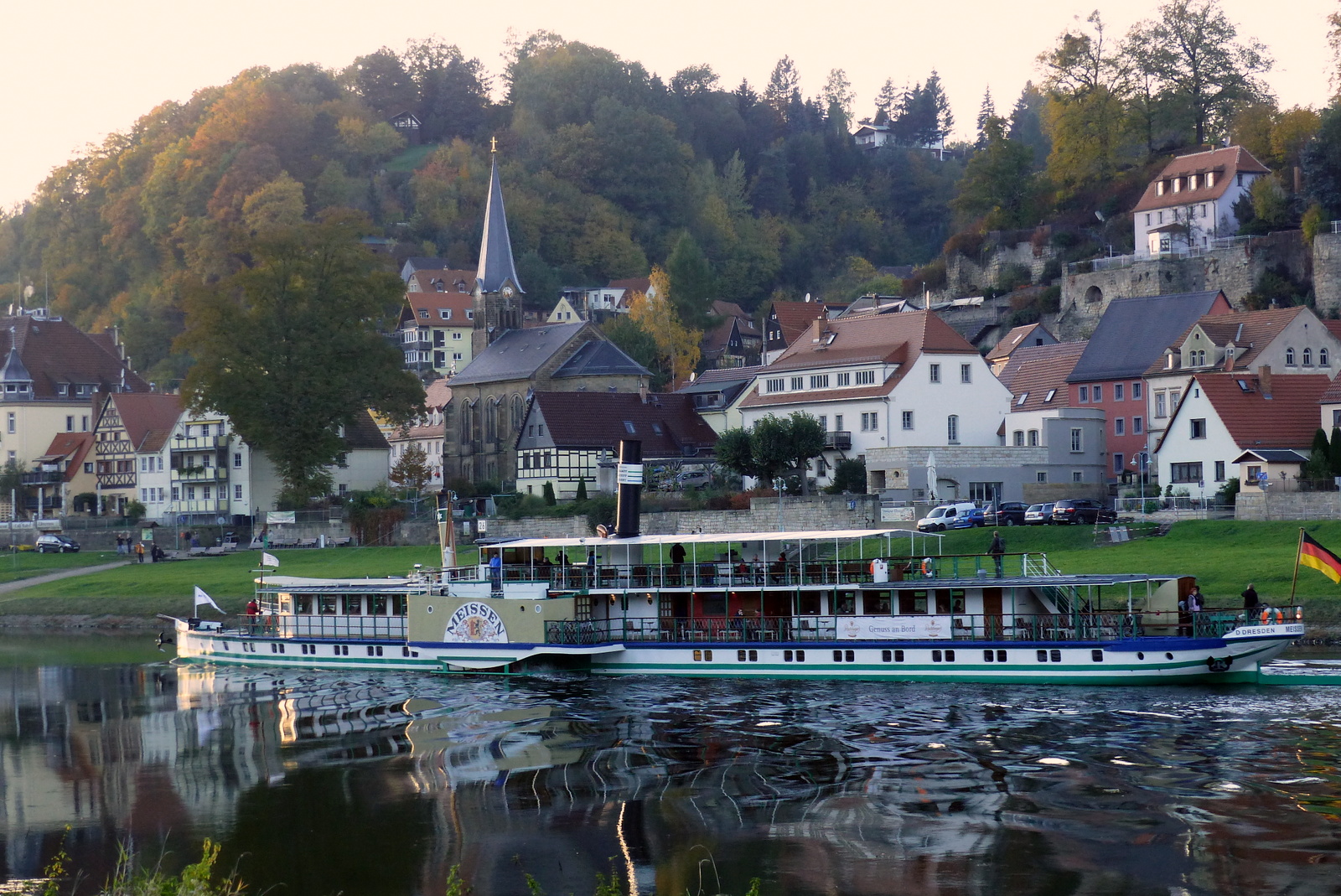 Nach einem langen Wandertag wieder retur in Stadt Wehlen