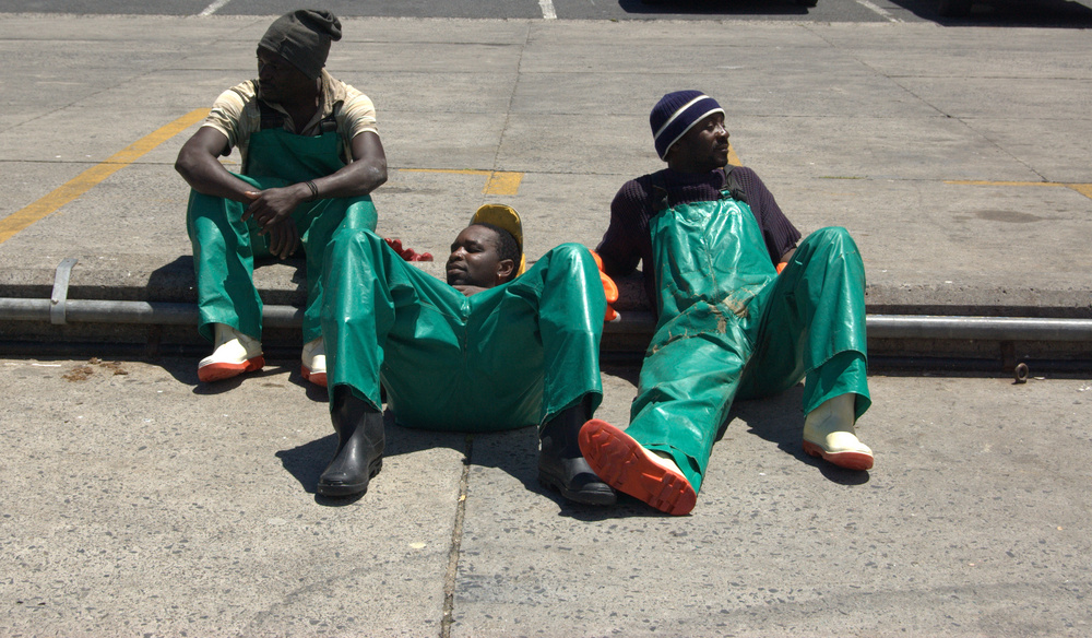 Nach getaner Arbeit müssen die Fischer von Südafrika ausruhen