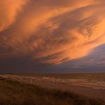 Nach Gewitter extremer Sonnenuntergang