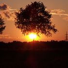 Nach heftigem Gewitter ein schön warmer Sonnenuntergang