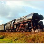 Nach Lokwechsel mit 01 0519 nach Camburg