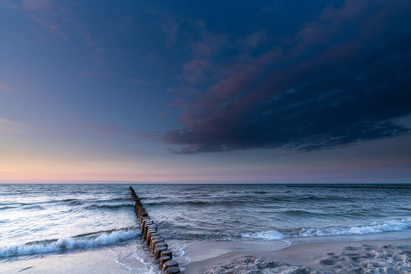 Nach Sonnenuntergang am Strand