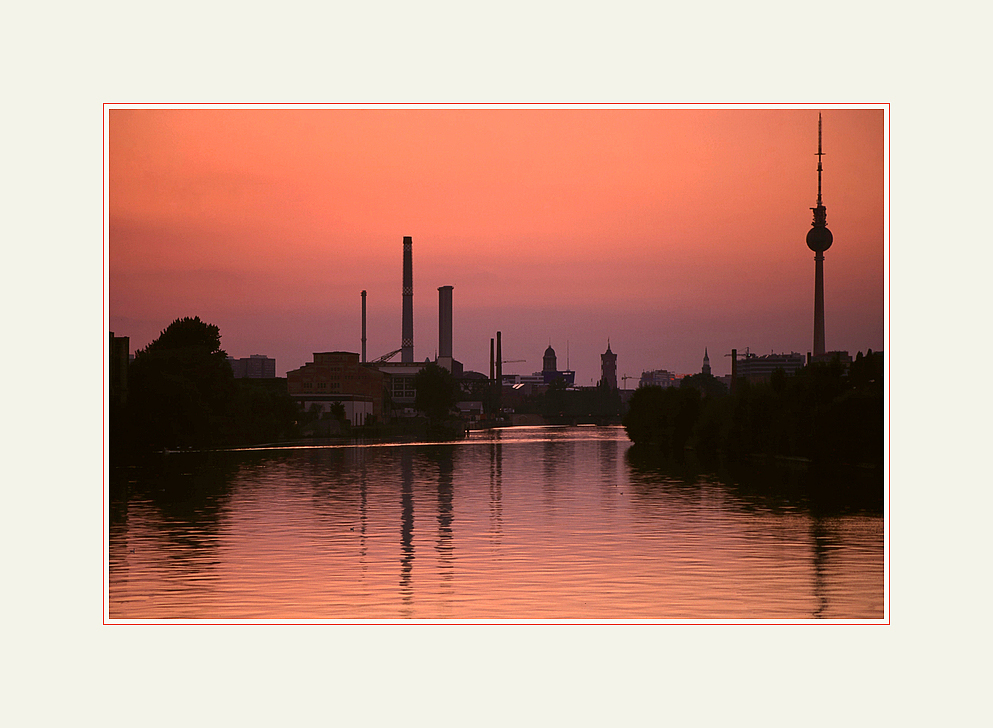 Nach Sonnenuntergang, Berlin Mitte