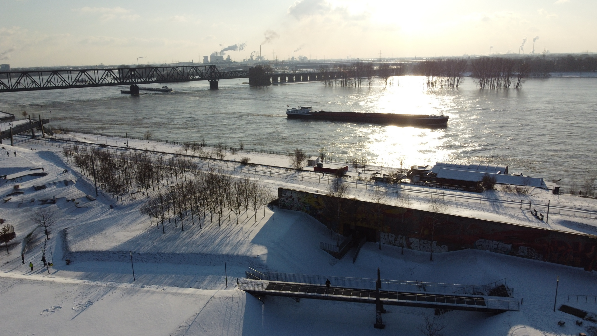 Nach Tristan nun der Rheinschnee