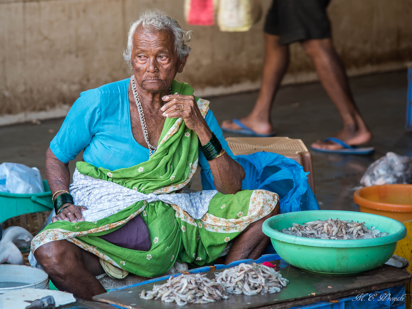           " Nachdenklich."  Gesichter Indiens  