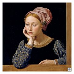 Nachdenkliche junge Frau