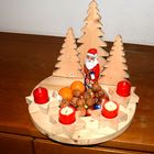 Nachgeliefert: Mein Adventskranz aus Holz. 