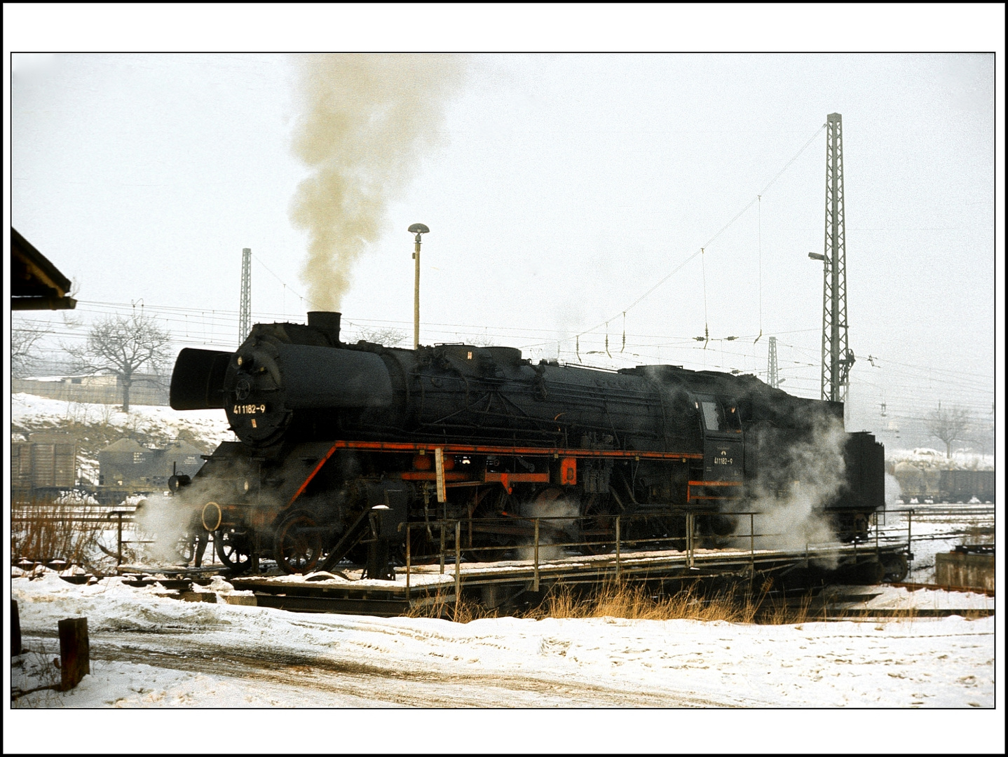 Nachgereicht 41 1182 in Camburg auf der Drehscheibe