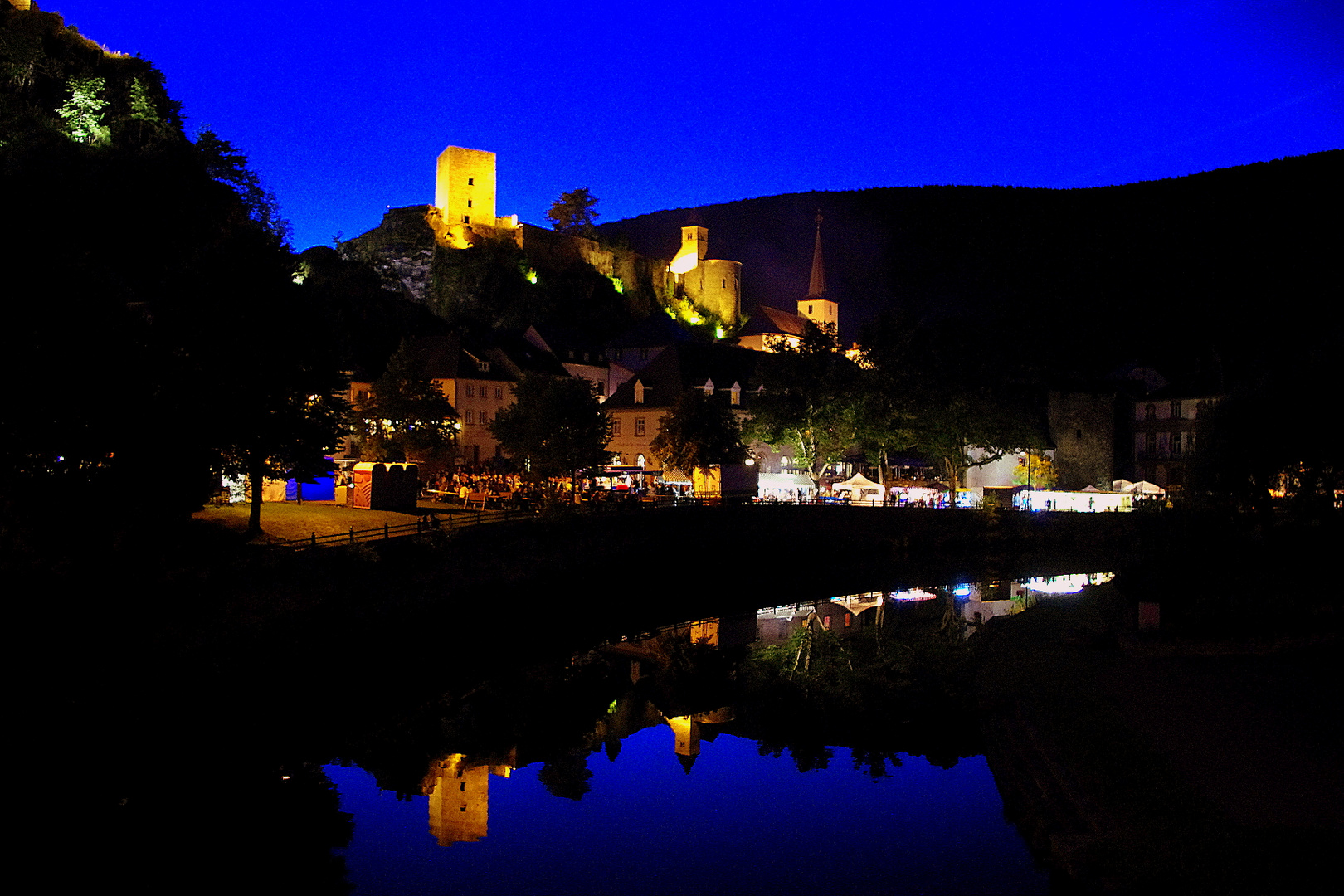 Nachst-markt bei der burg