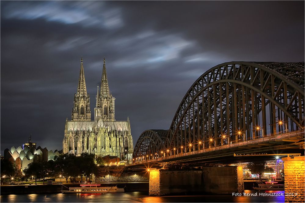 Nacht am Dom zu Kölle .... vom Lommi zurück