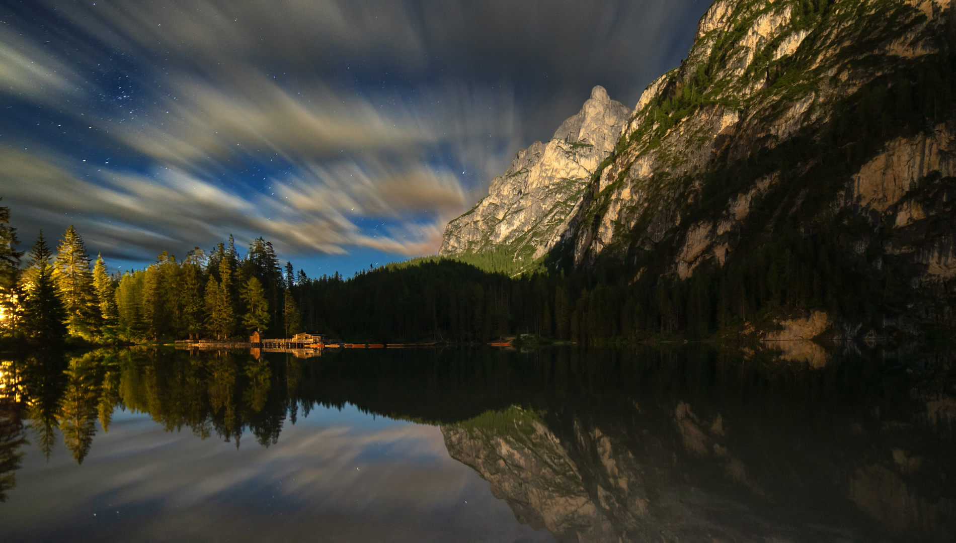 Nacht am Lago di Praies