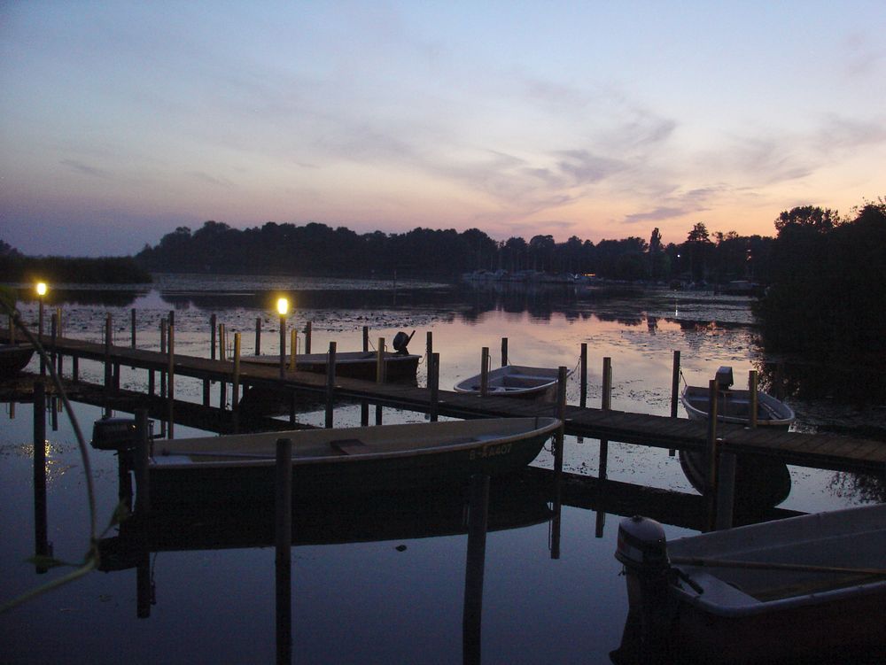 Nacht am Müggelsee by Bine Fuchs 