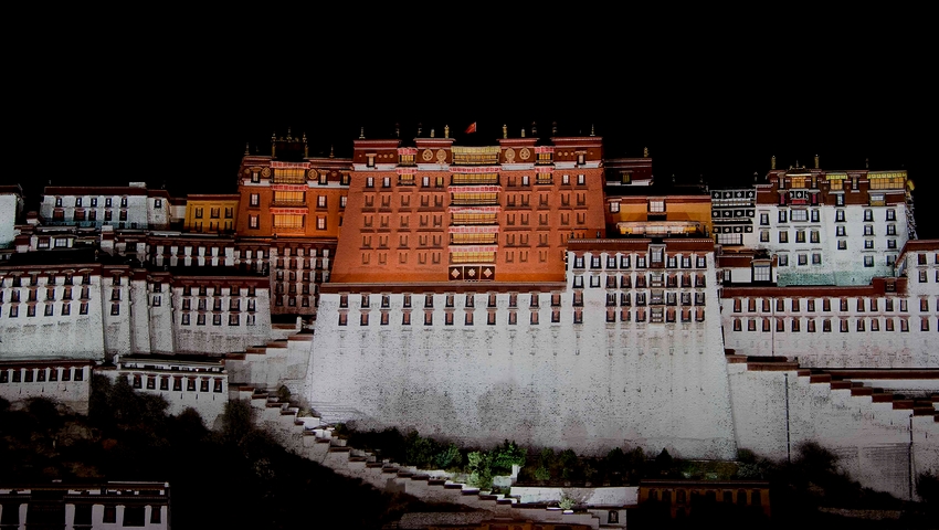 Nacht am Potala