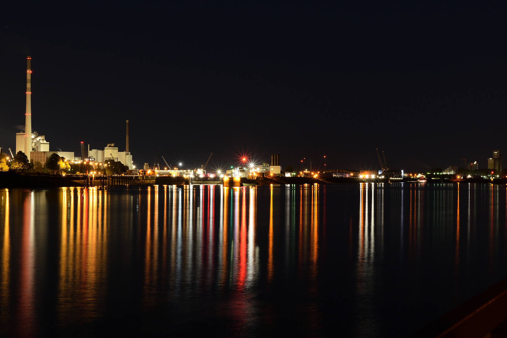 Nacht an der Weser