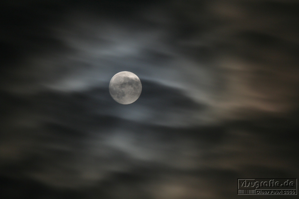 Nacht der Werwölfe - oder einfach ein Mondbild ;-)