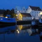 Nacht im alten Hafen von Wismar