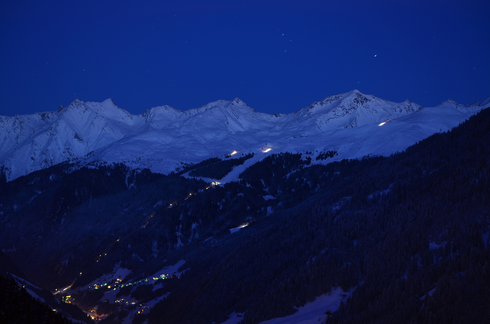 Nacht in den Alpen