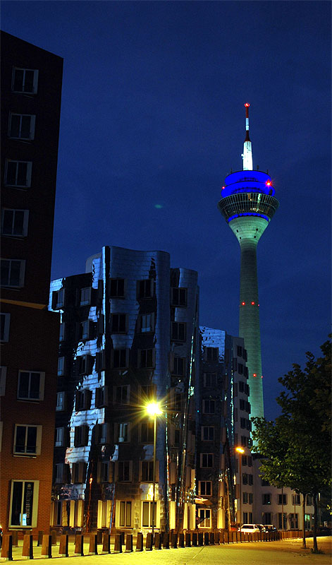.:: Nacht in Düsseldorf ::.