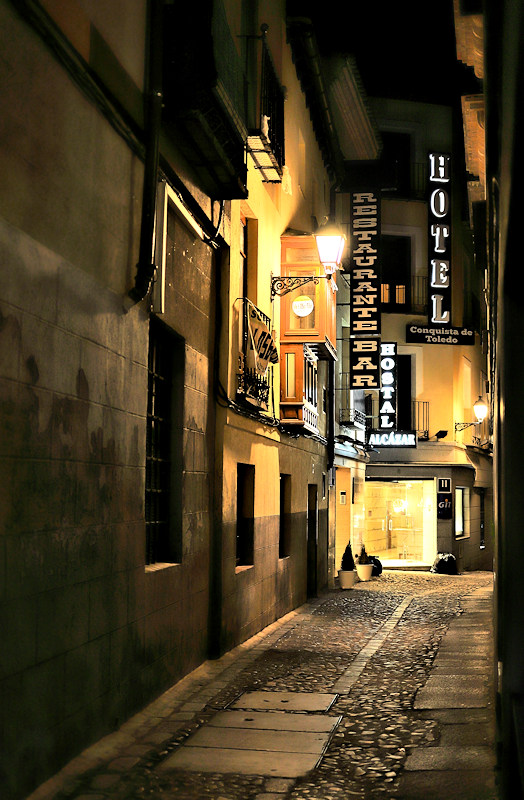 Nacht in einer Gasse