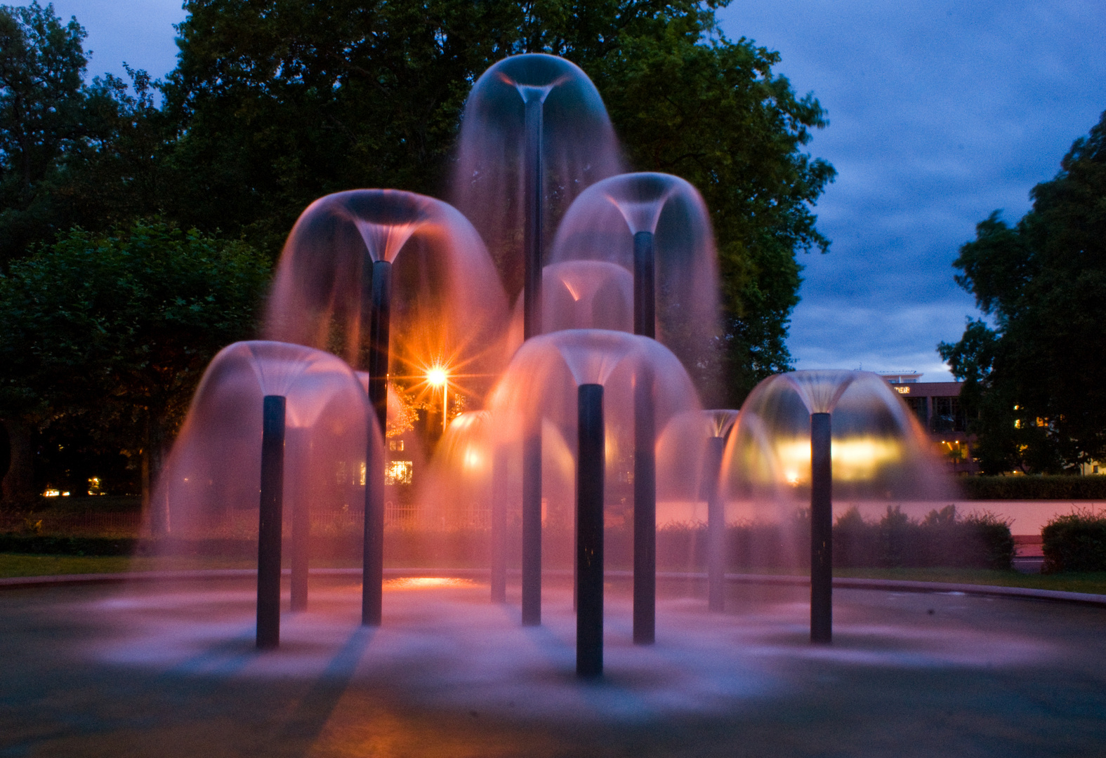 Nacht , Licht und Wasserspiel in Bad Homburg