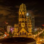 Nacht Lichter an der Gedächtnis Kirche in Berlin