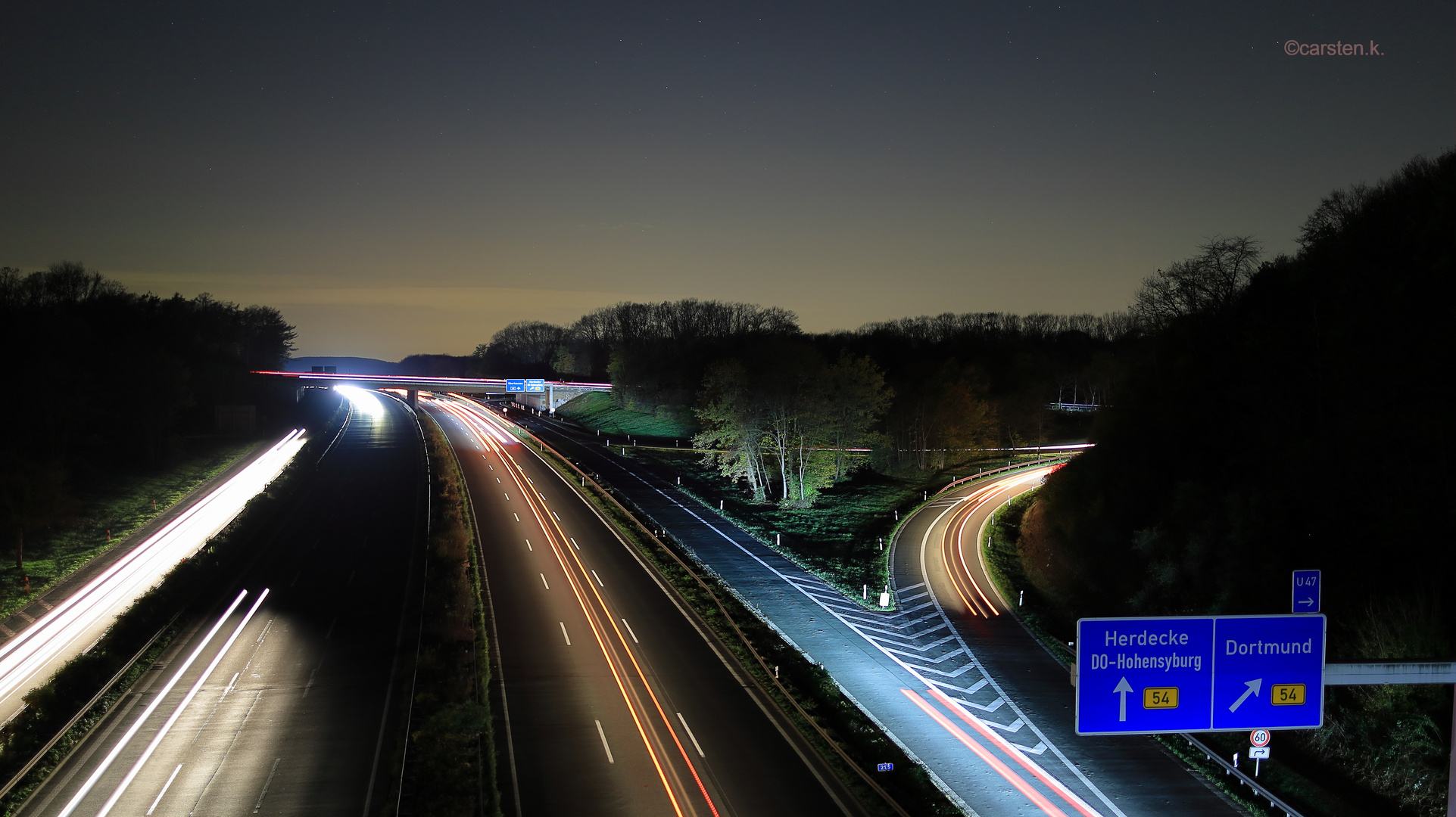 Nacht über der A 45