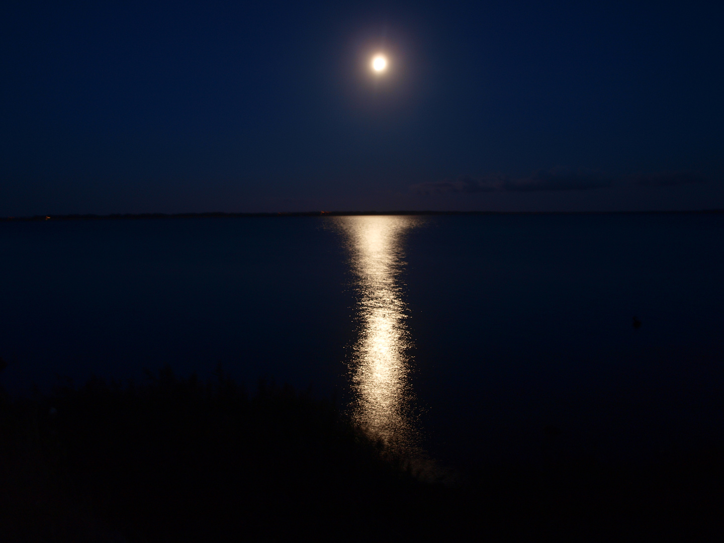 Nacht über der See