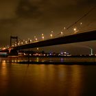 Nacht über Duisburg - Ruhrort mit Friedrich-Ebert-Brücke