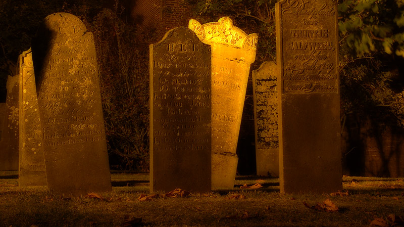 Nacht-und-Nebel-Friedhofsausflug #3