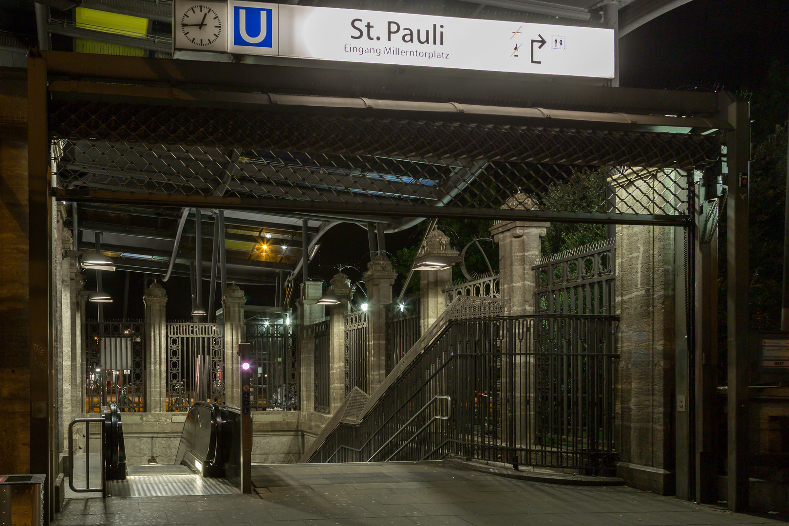 Nacht' viertel vor eins auf St. Pauli