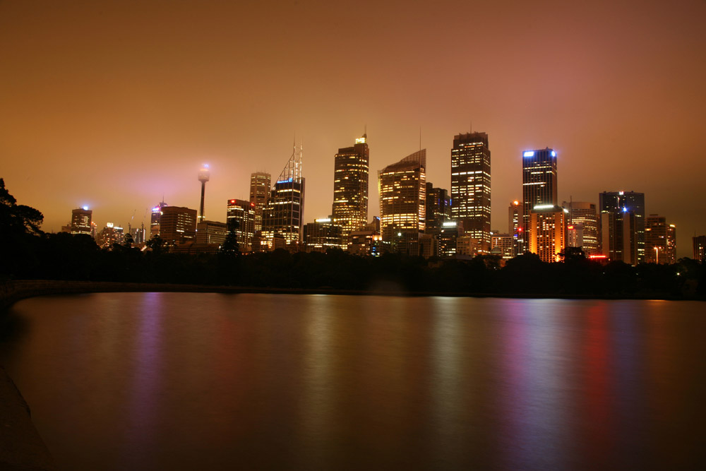 Nacht & Wolken über Sydney