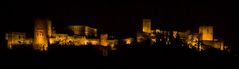 Nachtansicht der Alhambra in Granada