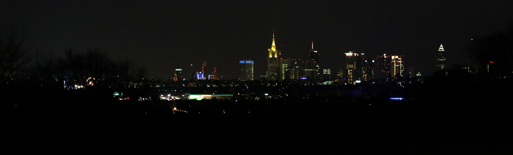 Nachtansicht Frankfurt von Osten