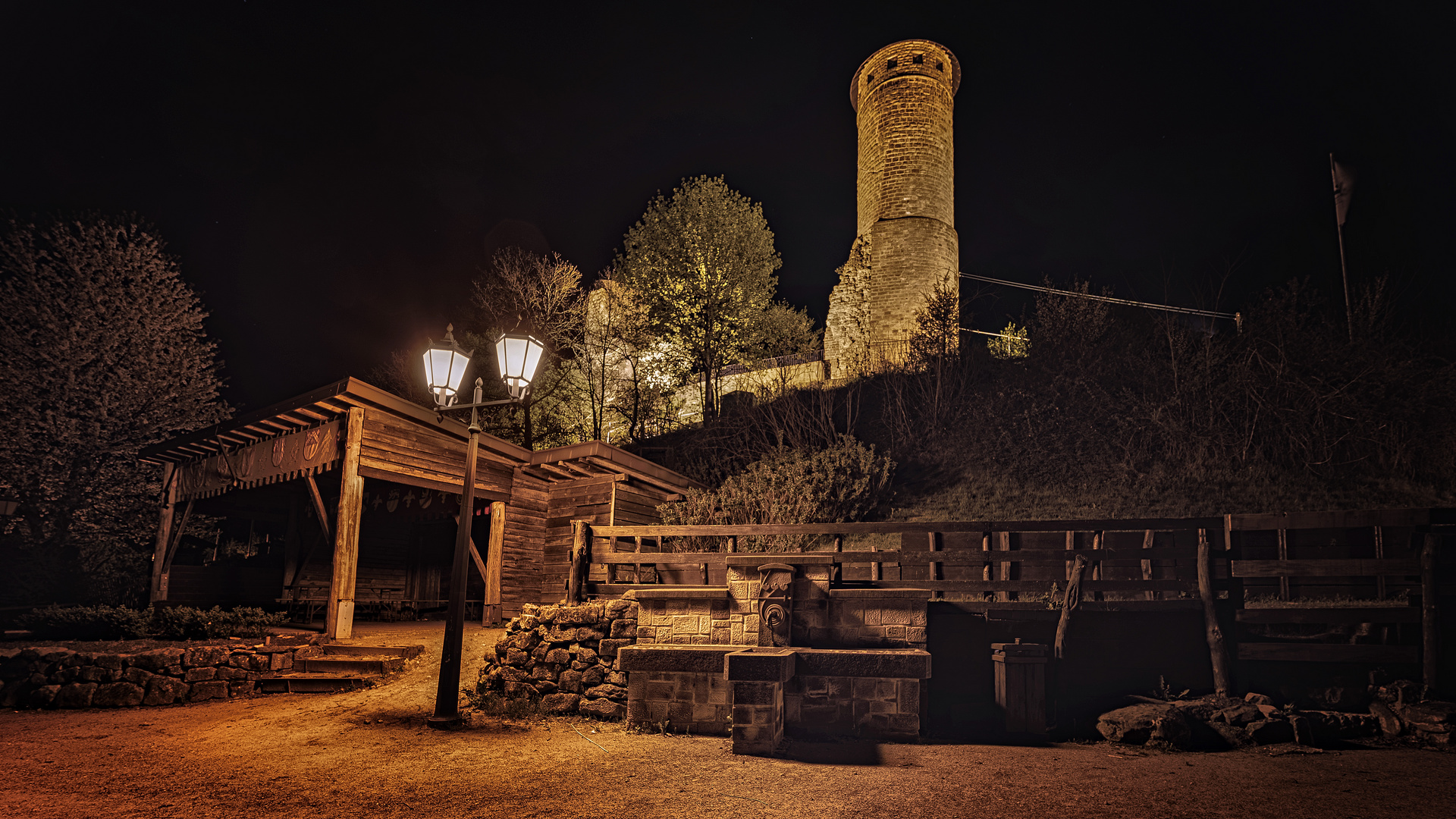 Nachtaufnahme Burg Kirkel