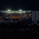 Nachtaufnahme vom Fritz Walter Stadion, einem der schönsten Fußballstadien in Deutschland... 