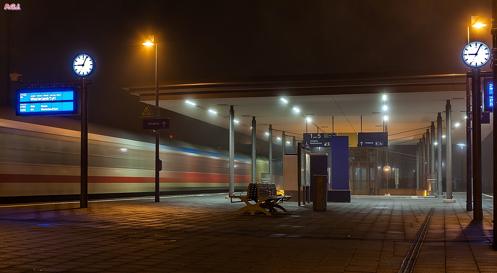 Nachtbahnhof 