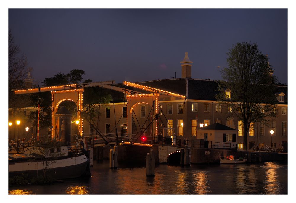 Nachtbeleuchtung in Amsterdam