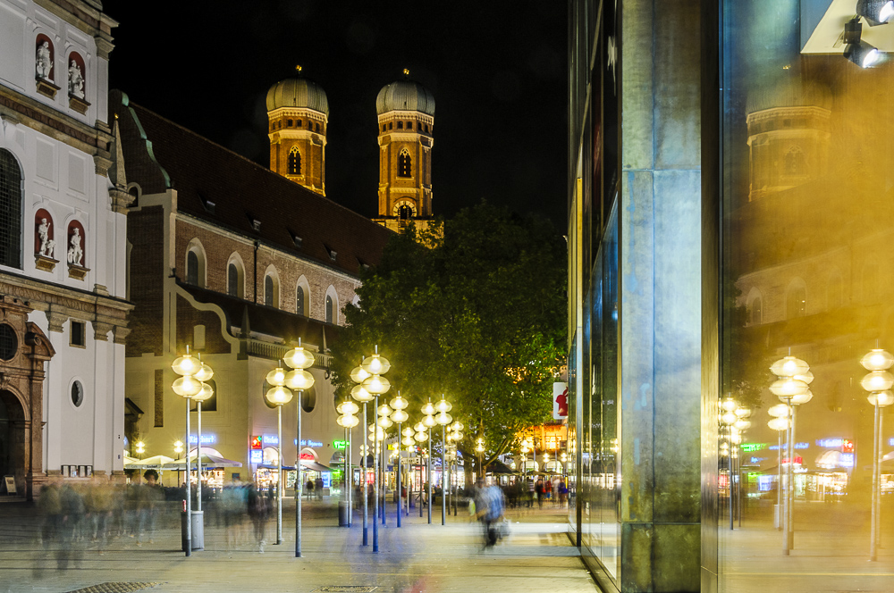 Nachtbummeln in der Fußgängerzone