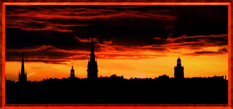 Nachteinbruch ueber der Altstadt Stockholms
