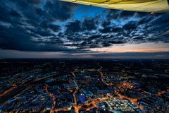 Nachtflug über den Ruhrgebiet