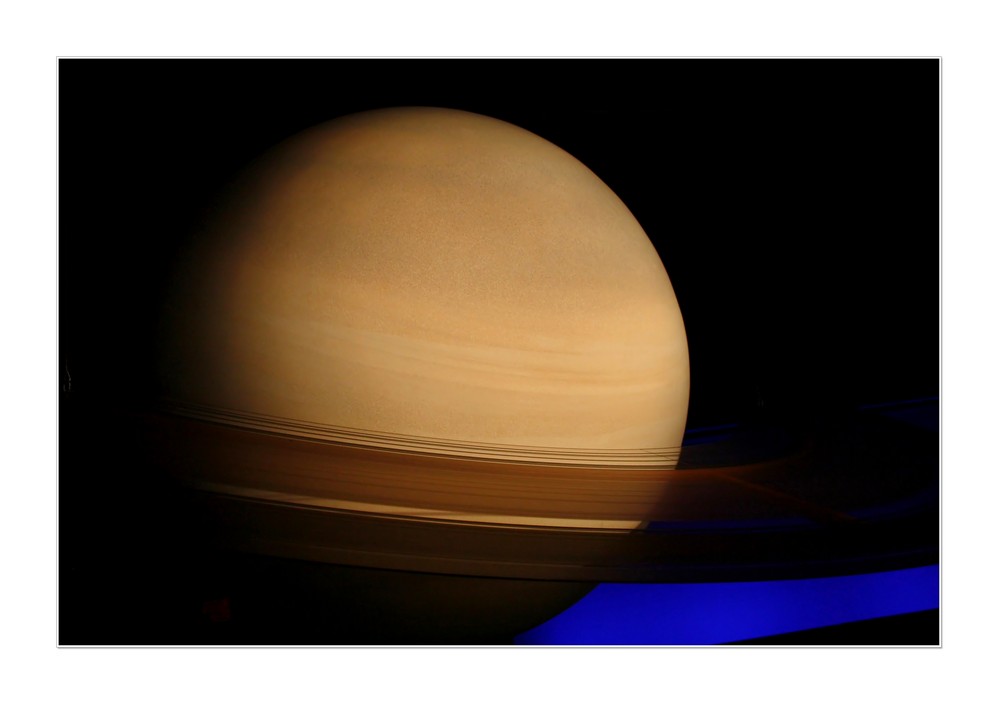 Nachtflug zum Saturn