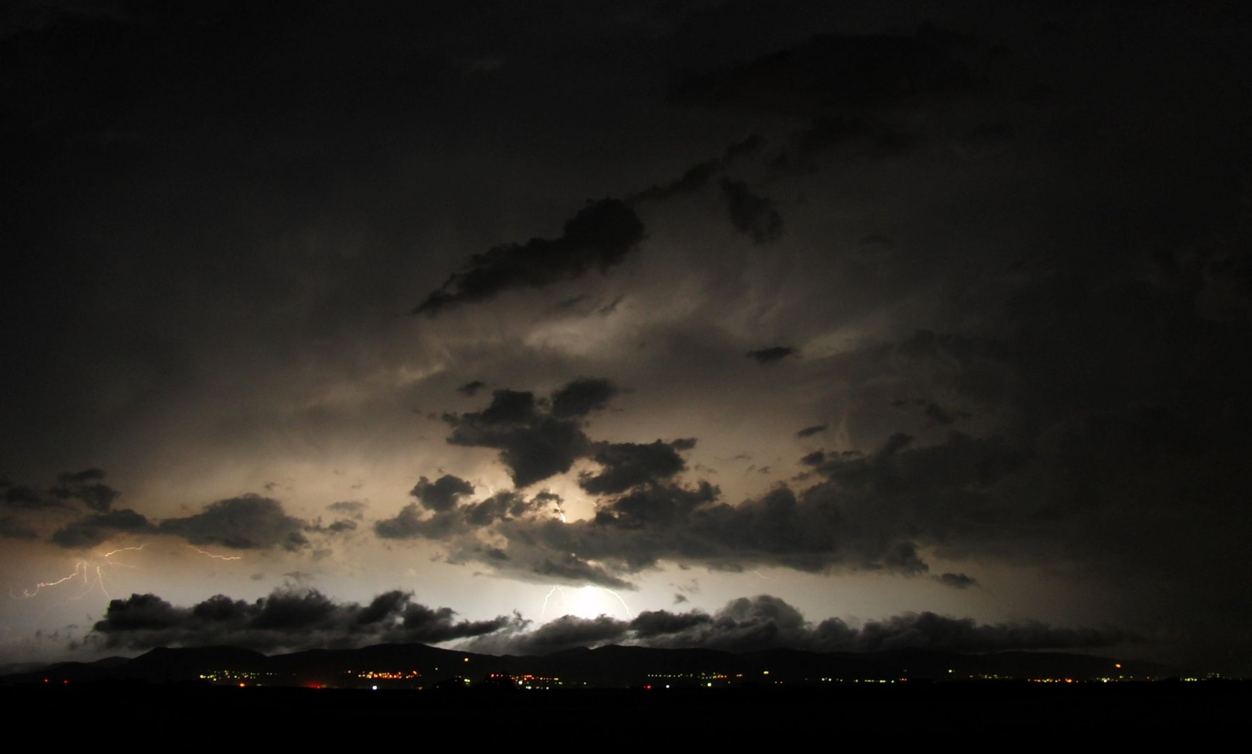 Nachtgewitter bei Landau