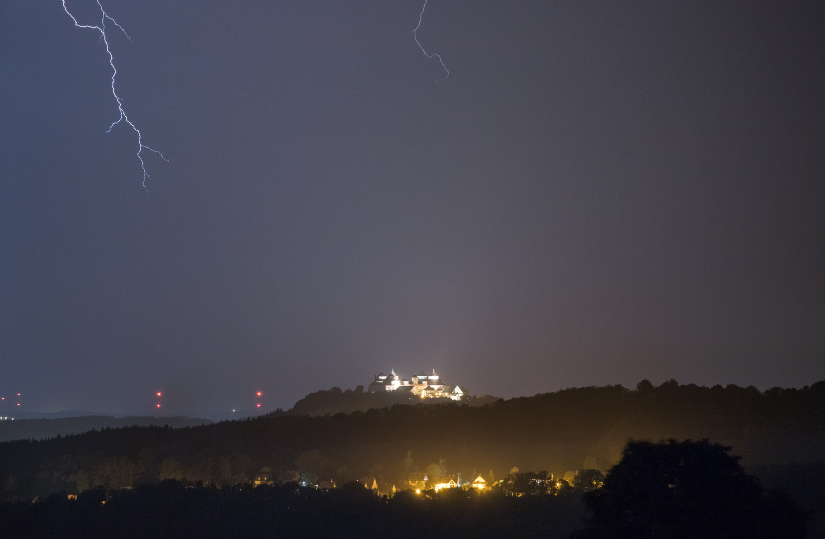 Nachtgewitter über der Augustusburg