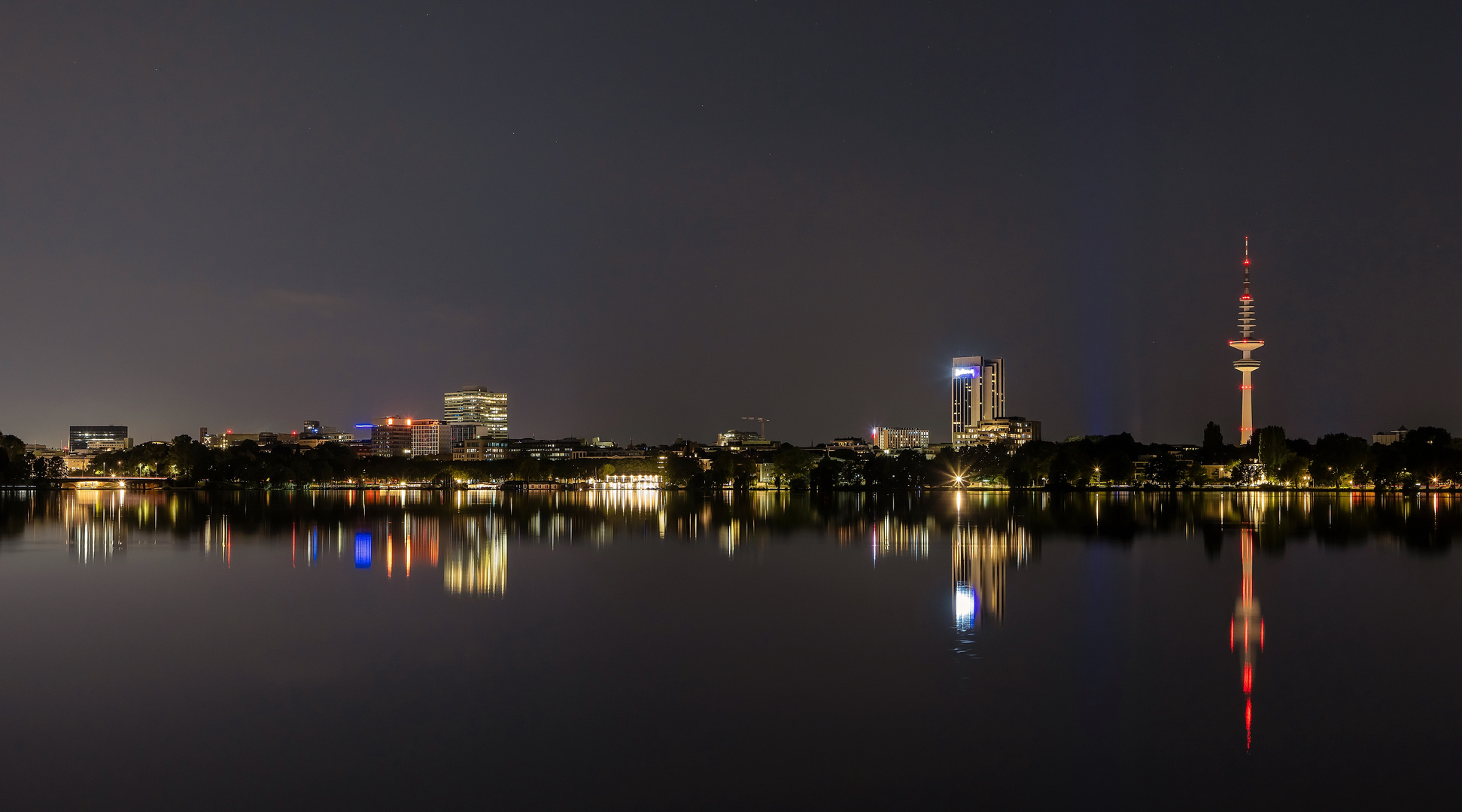 Nachtlichter über der Alster