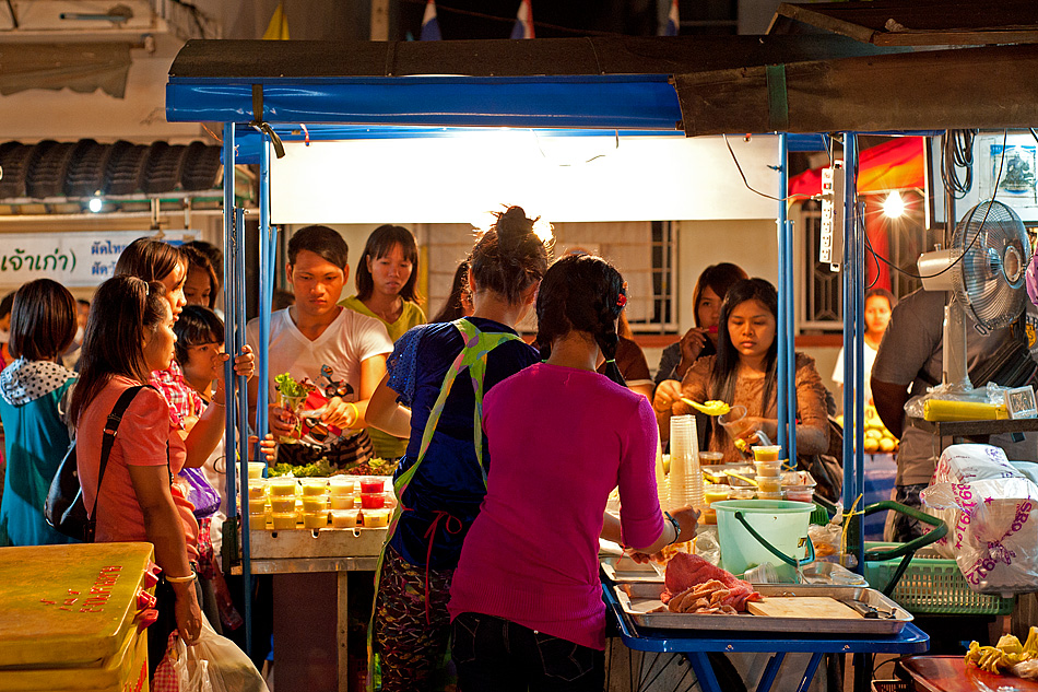 Nachtmarkt Surin II