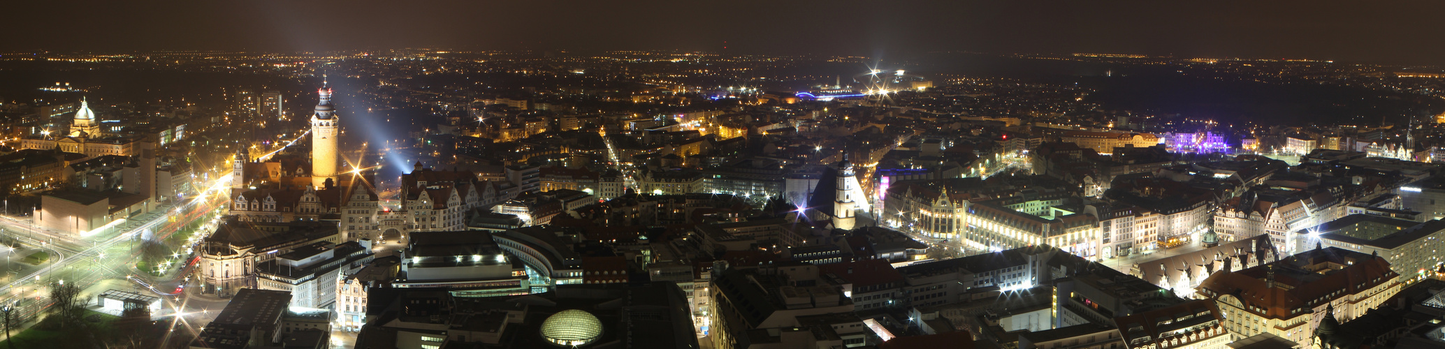 Nachtpanorama vom Panorama Tower