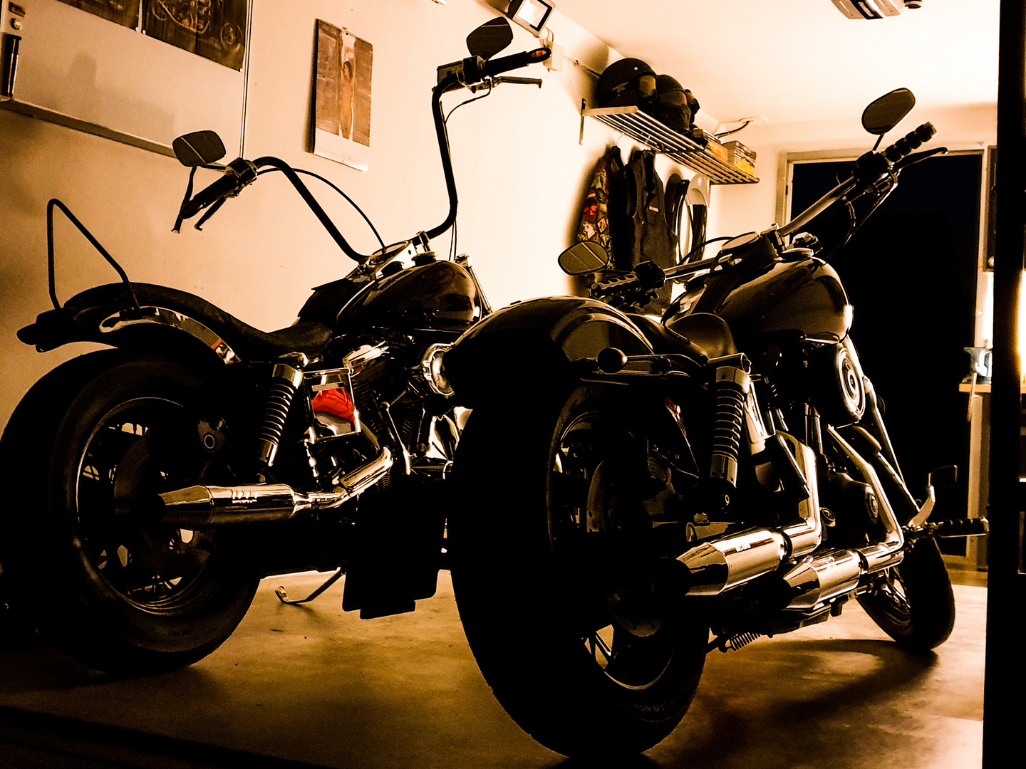 Nachtruhe für die Harleys des Nachbarn