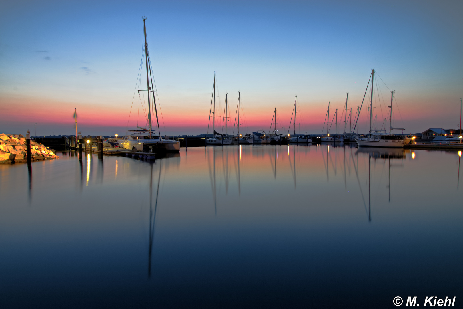 Nachtruhe im Hafen Wiek